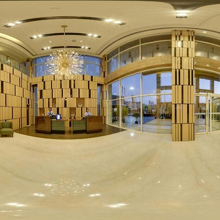 Fairfield by Marriott Lucknow Hotell Exteriör bild