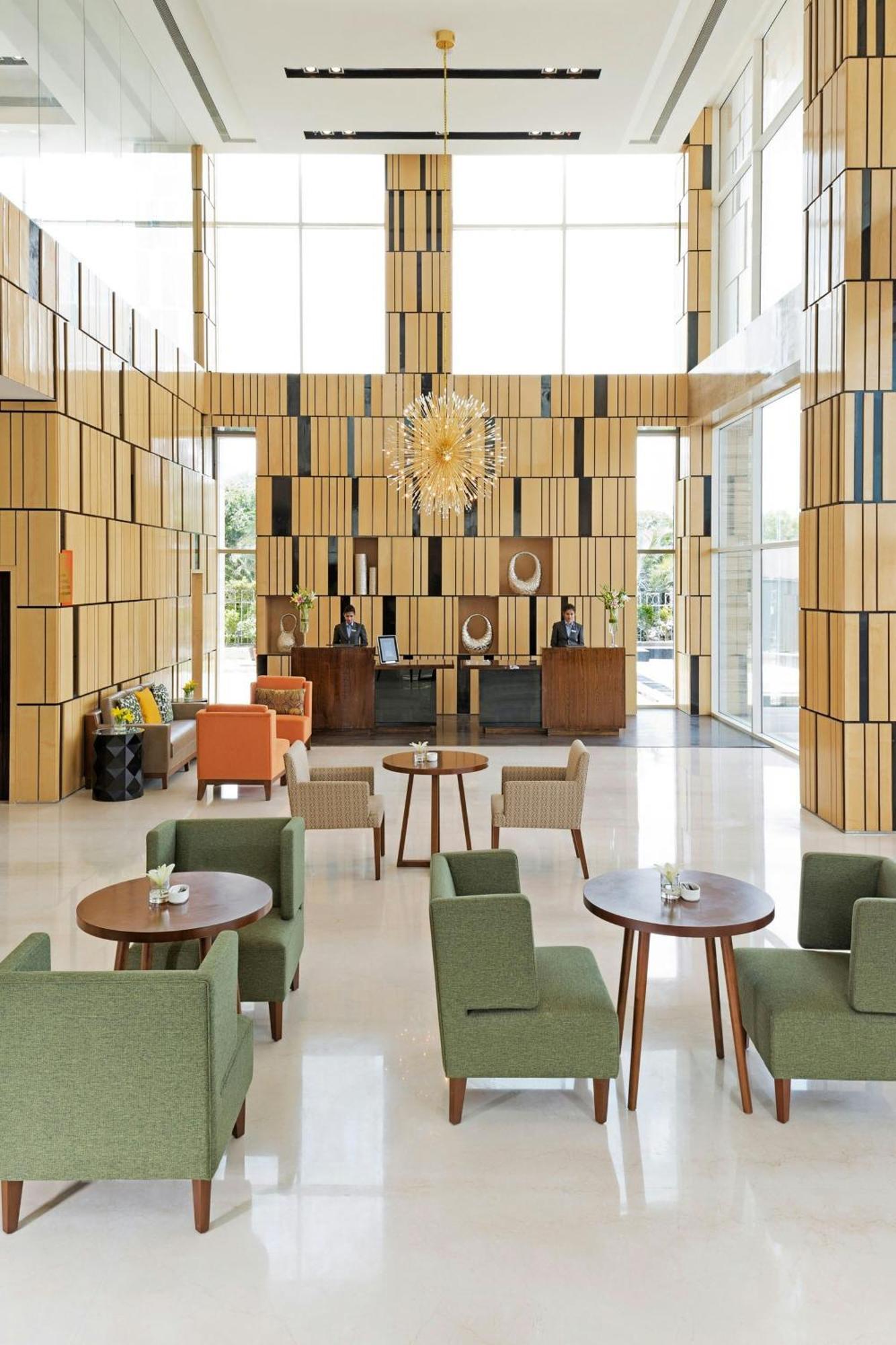 Fairfield by Marriott Lucknow Hotell Exteriör bild